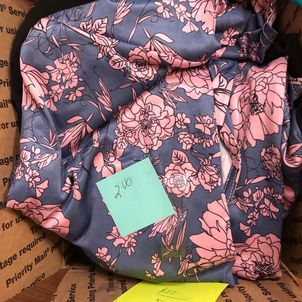 Bundle for @jem_menagierie from Sunday show ❤️🦋